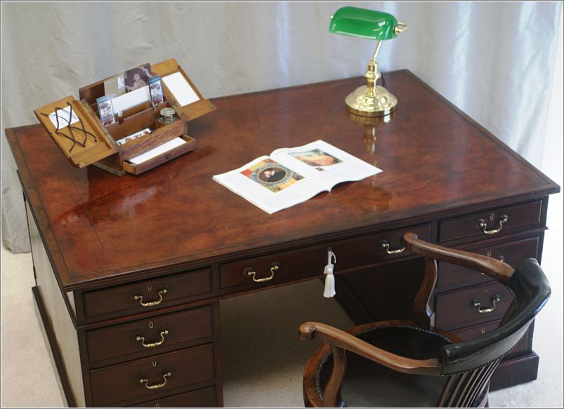 1038 Antique Victorian Mahogany Partners Desk (4)